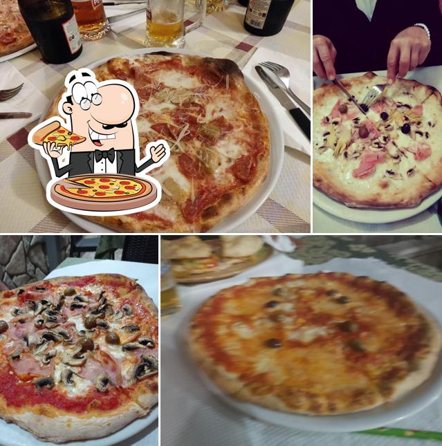 Scegli tra le molte varianti di pizza