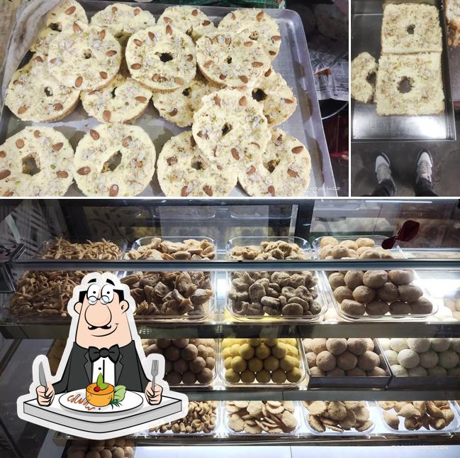 Food at Bhagat Ram Halwai Saini Sweets House l