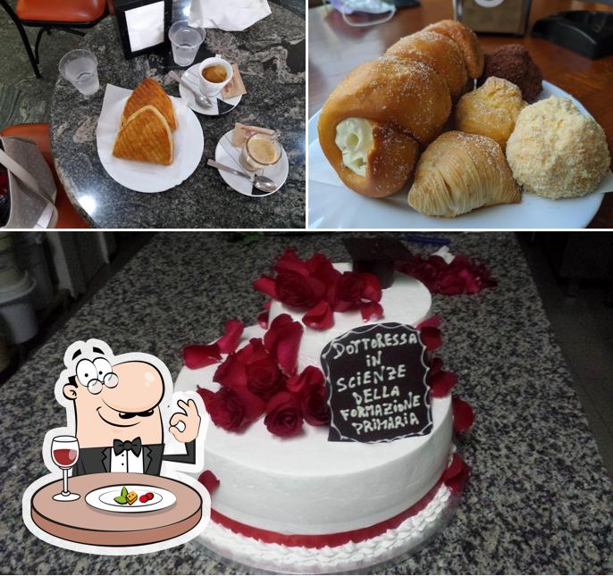 Platti al BAR TASSONE -Bar Pasticceria Gelateria-