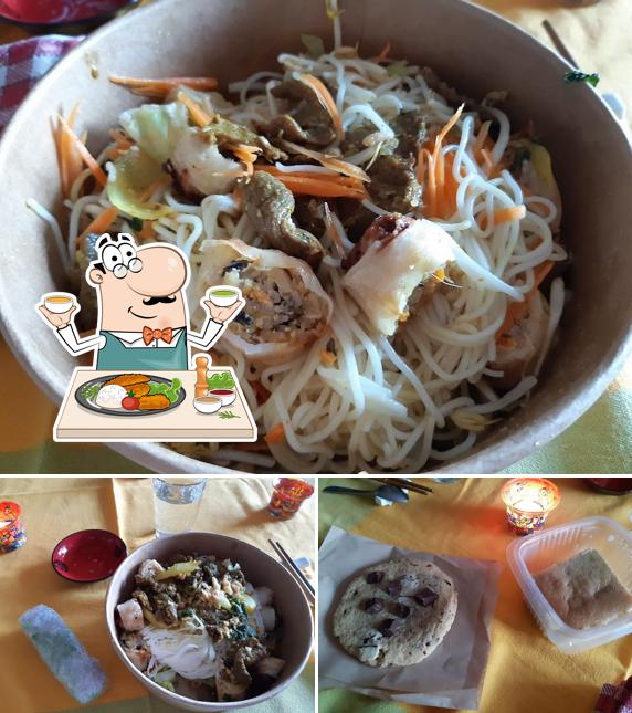 DOK CHAMPA FOOD TRUCK