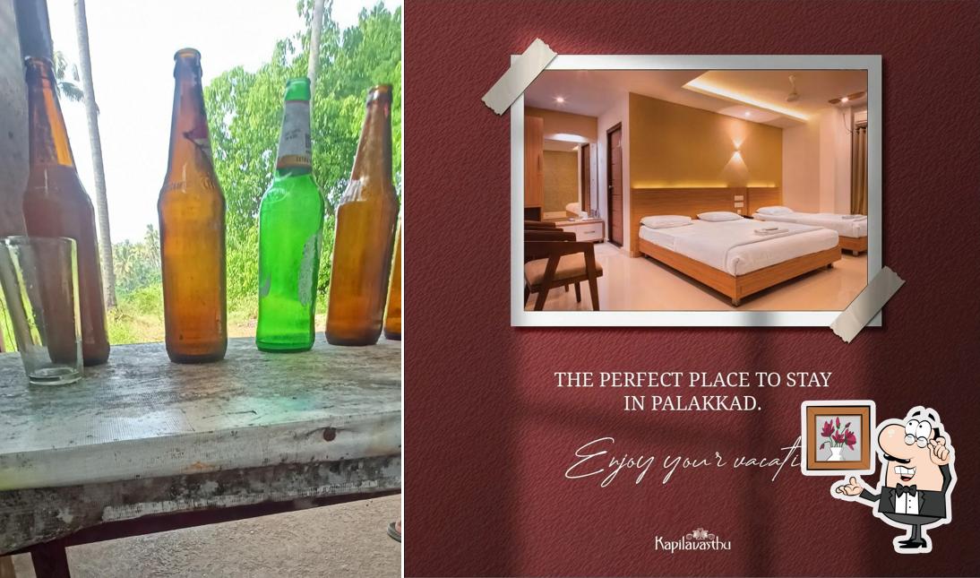 The interior of Kettuchira Kallushop