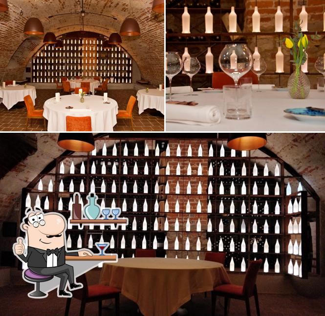 Siediti a un tavolo di Ristorante Castellana San Giovanni