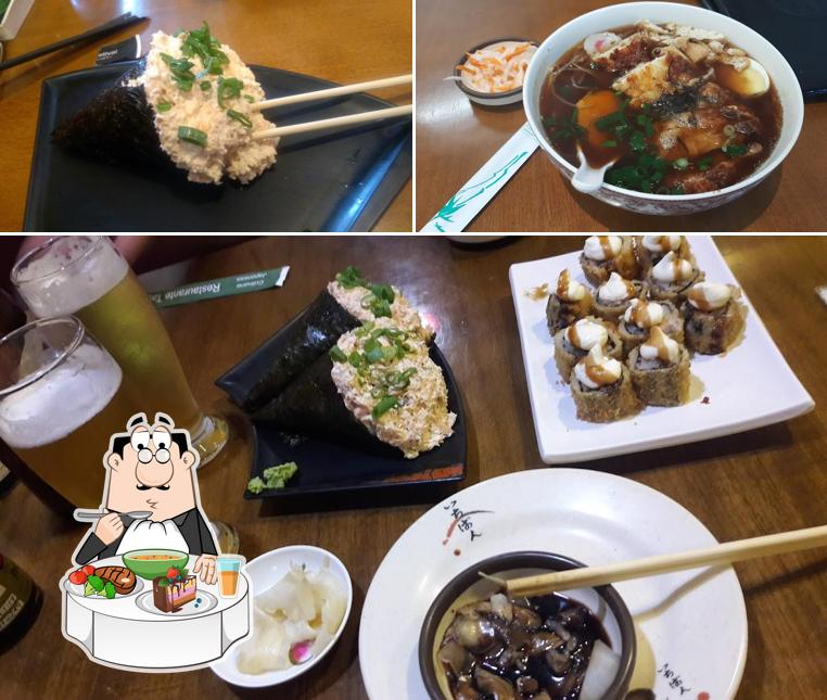 Sopa quente e azeda picante chinesa em Restaurante Shandong