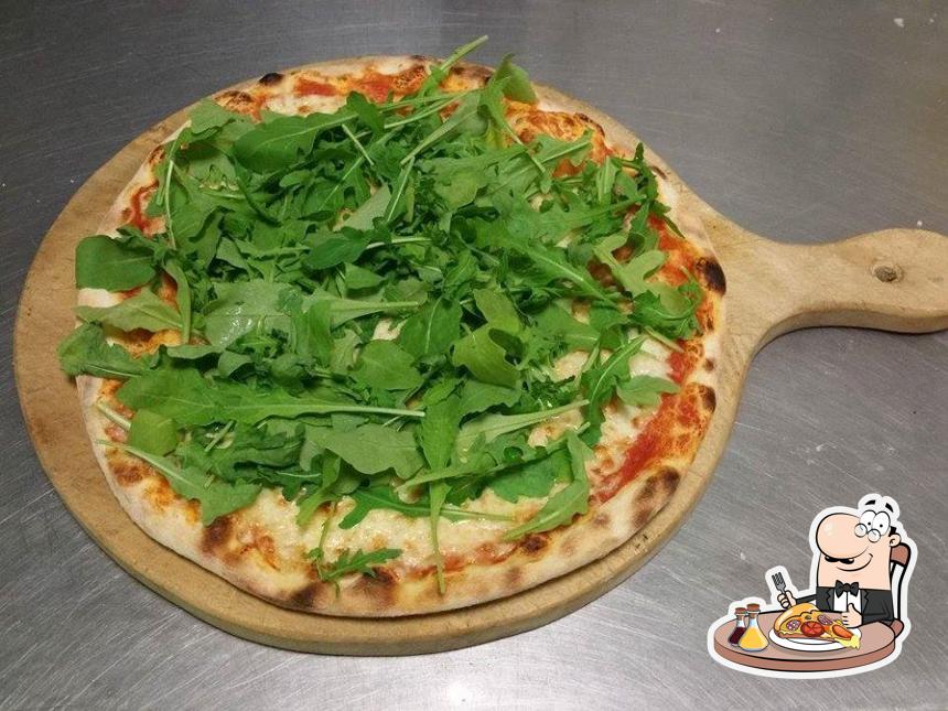 Prenditi tra le molte varianti di pizza