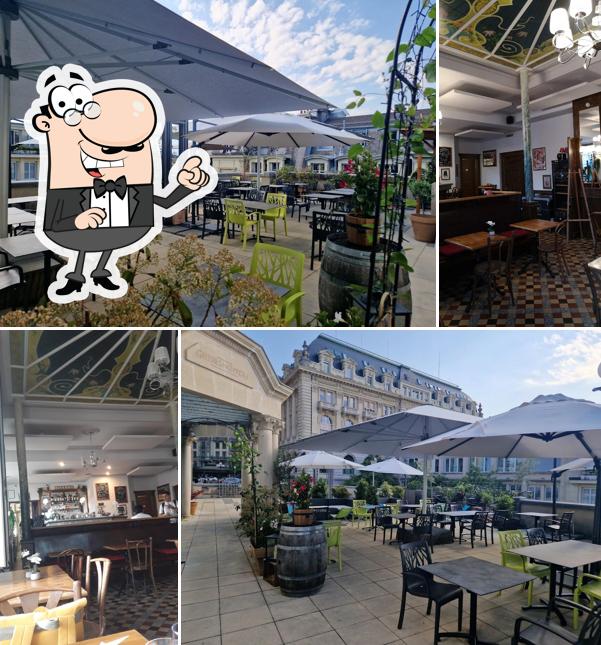 Gli interni di Café Mozart