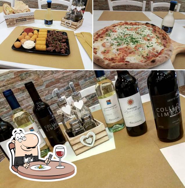 Dai un’occhiata alla immagine che presenta la cibo e bevanda di Gusto Pizza