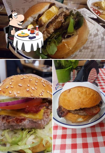 Ordina un hamburger a SPECIAL Hamburger & Italian Fast Food