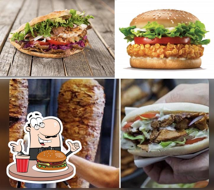 Prova un hamburger a YUMMY PIZZA & KEBAB