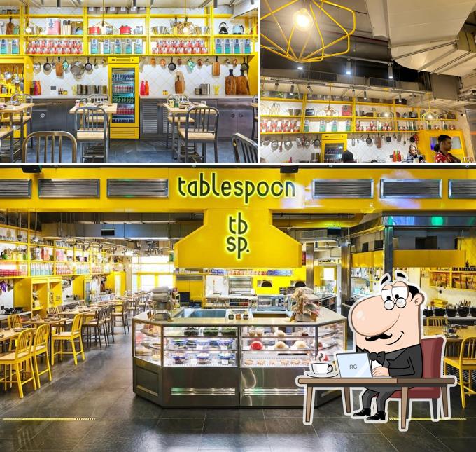 The interior of tbsp. - Tablespoon / Pizza, Pasta, BBQ
