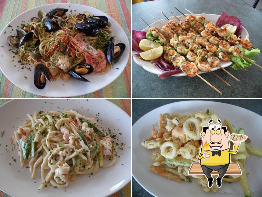 Ordina la cucina di mare a Bagno Solidea