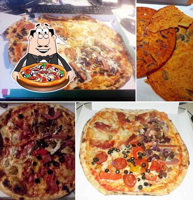 Ordina tra le svariate varianti di pizza