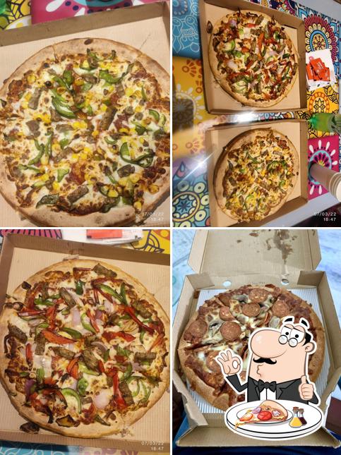 Order pizza at Pizza Hut Urban Haat, Amirtsar