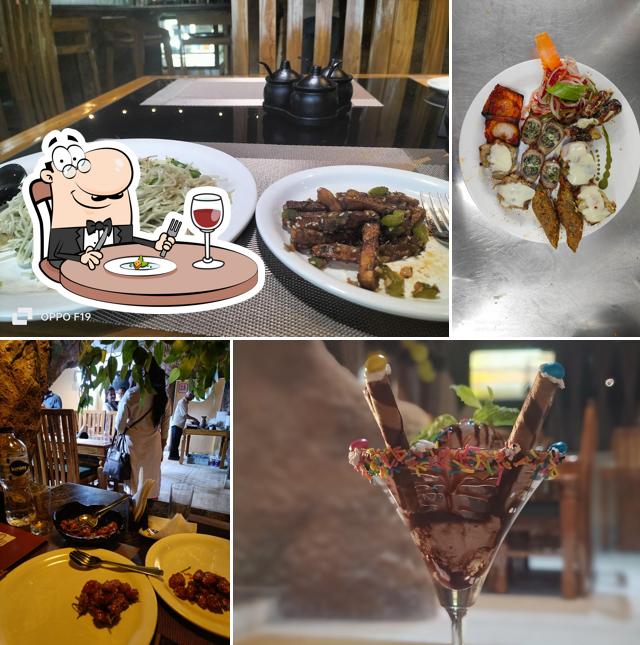 Food at Sublime Cave