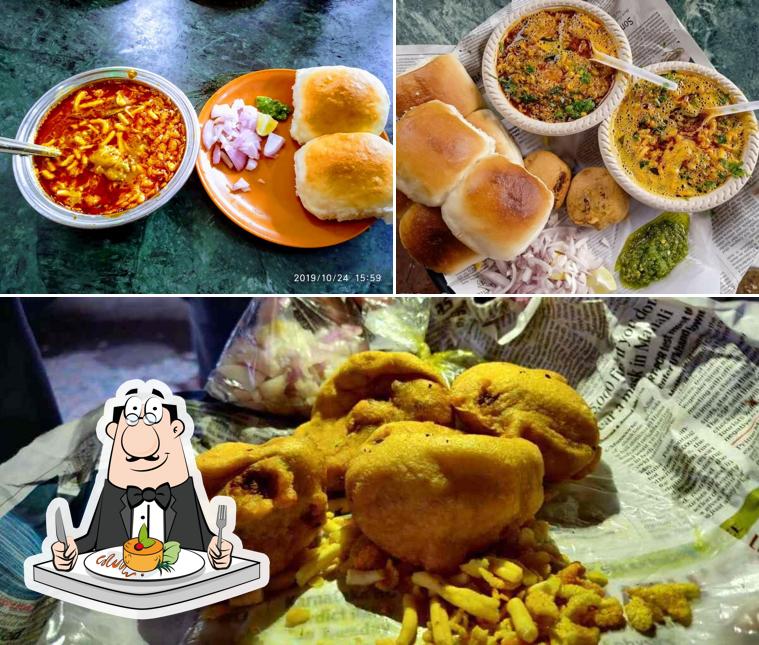 Food at Mirachi Misal