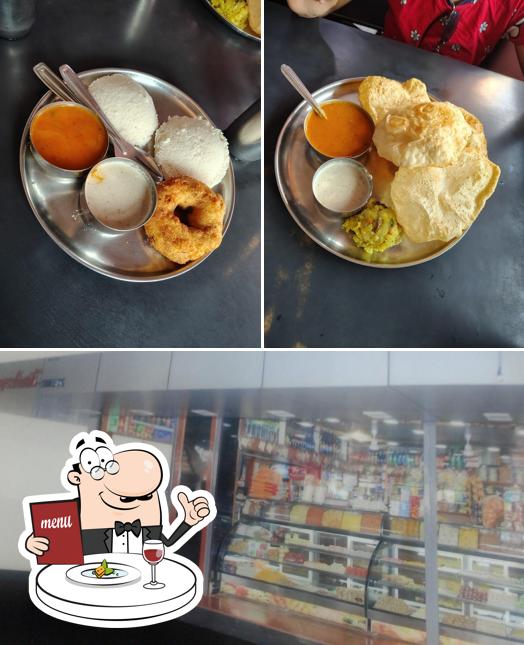 Meals at A 1 KUNDA Hanamshet & Sagar Hotel