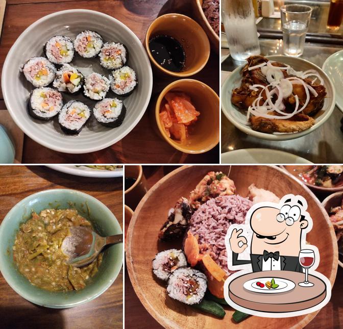 Food at Bamboohut
