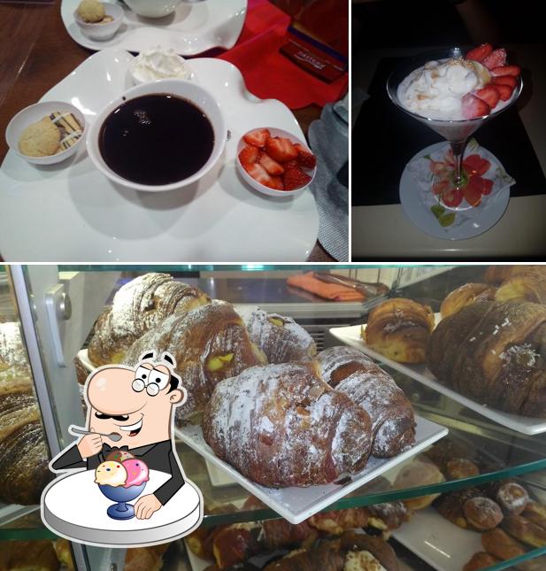 Il Caffè Centrale Miramare serve un'ampia selezione di dessert