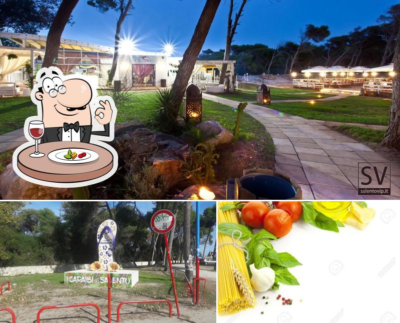 El Chiringuito Beach Restaurant si caratterizza per la cibo e esterno
