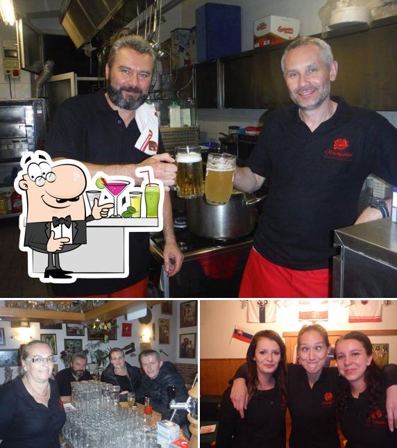 Guarda questa foto di Café-Bar-Pizzeria Rosengarten alias Slovensky Bar