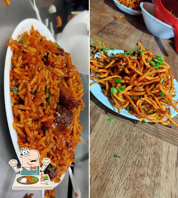 Meals at Anand Kacchi Dabeli Center