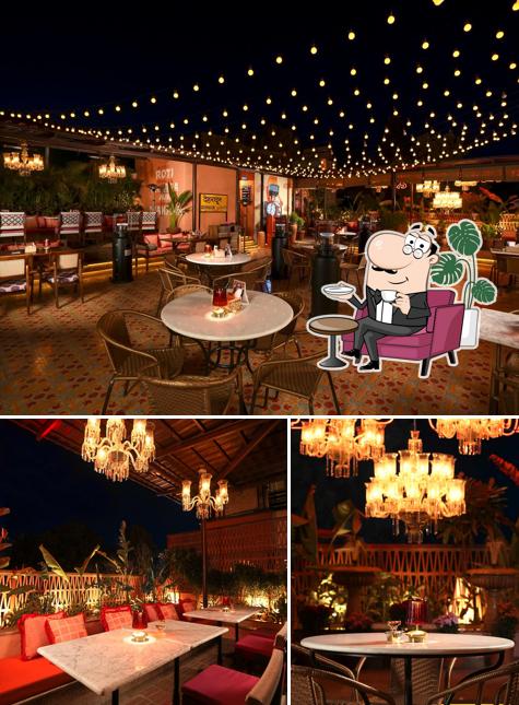 Check out how Nukkad Dehradun looks inside