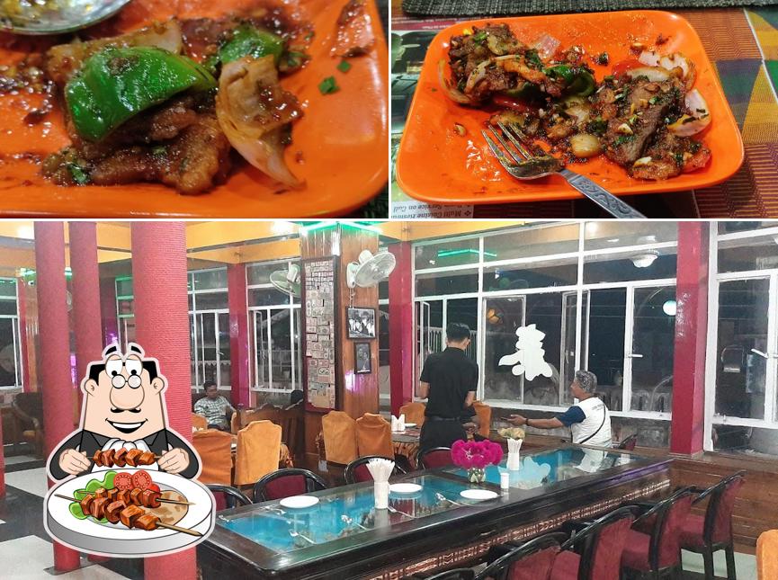 Food at King Thai Hotel And Restaurant (SUPER MARKET)