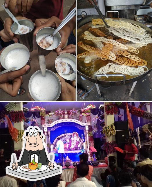 The photo of food and interior at Shambhu Mishthan Bhandar