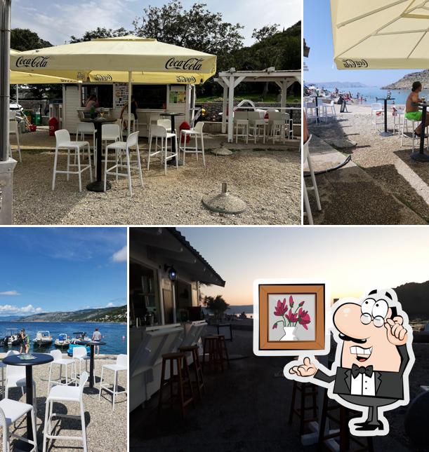 Gli interni di Beach bar Holiday