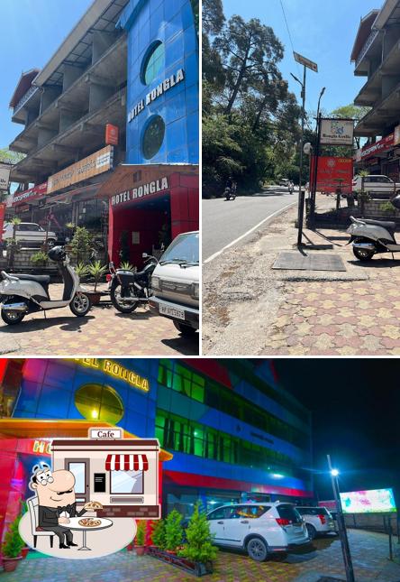 The exterior of Hotel Rongla