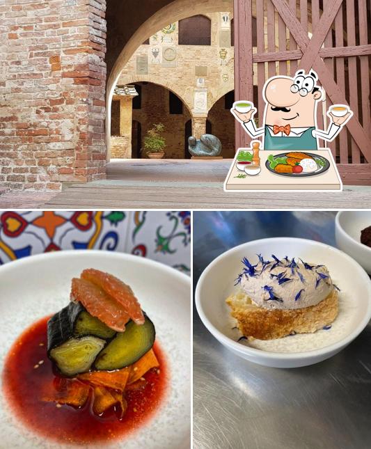 Guarda la foto che mostra la cibo e esterno di Osteria del Vicario