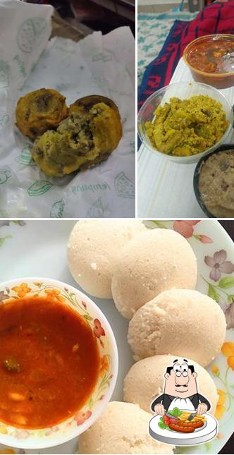 Meals at Aadi Paadi