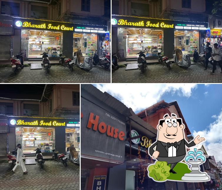 The exterior of Bharath Food Court