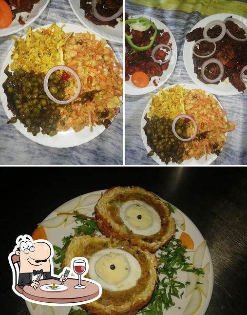 Meals at Wayside Inn