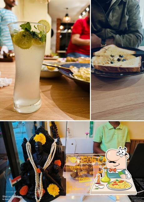 Food at Teos Cafe