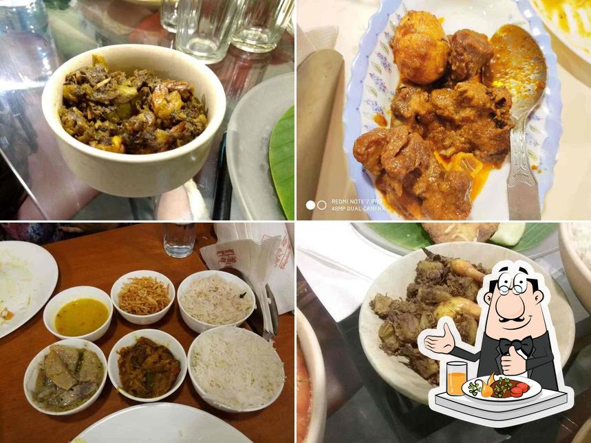 Food at Bhojohori Manna