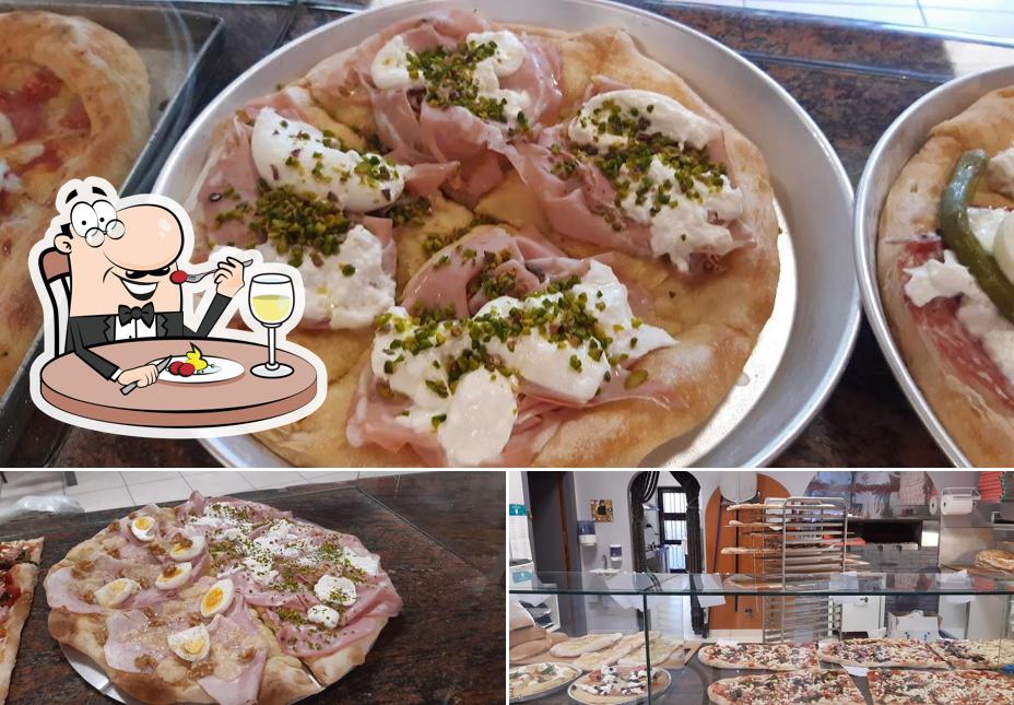 Platti al Pizzeria Time Out