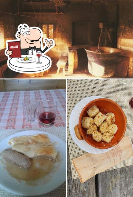 Tra le diverse cose da Casera Tragonia si possono trovare la cibo e interni