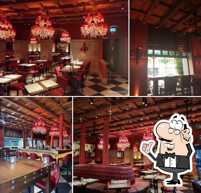 Dai un'occhiata agli interni di Pacifico - Mexican Cantina & Bar