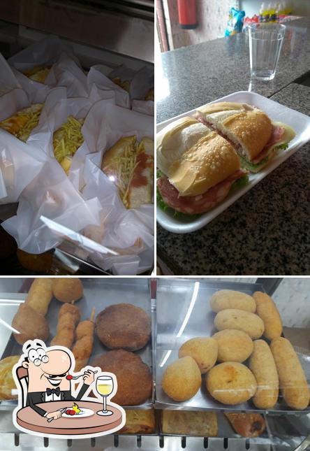 Comida em Panificadora Globo