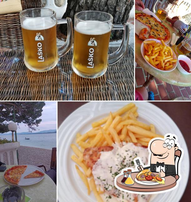 Ordina una pizza a Pansion Duba Restaurant