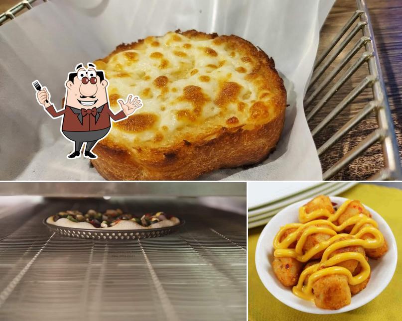 Food at Pizza Hut Tollyganj, Kolkata