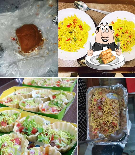 Spring rolls at Chaat Chatore