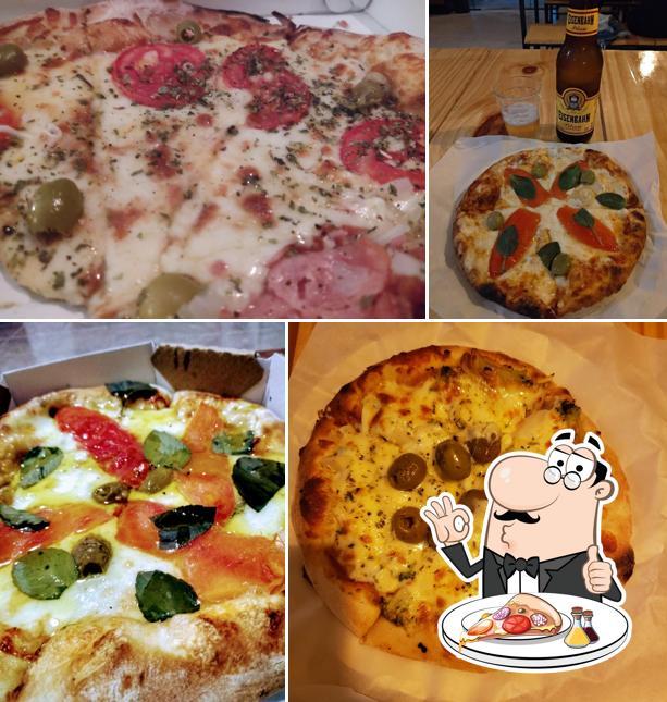 No Favoretto Pizza Delivery, você pode pedir pizza