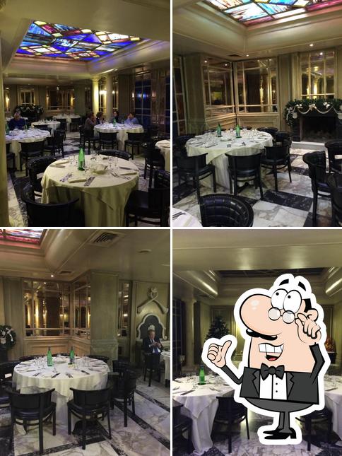 Dai un'occhiata agli interni di royal ceres pub 2.0