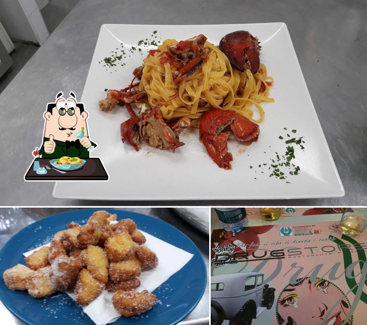 Dai un’occhiata alla immagine che presenta la cibo e bevanda di Drugstore