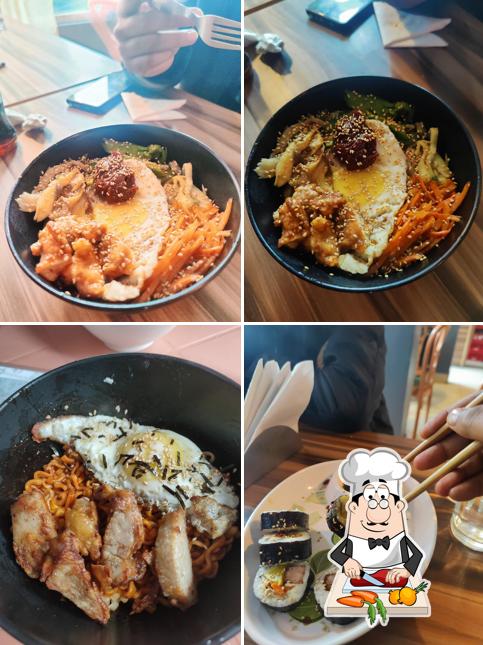 Bibimbap at Dumpling Hub