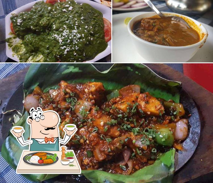 Food at Aquarius Resort