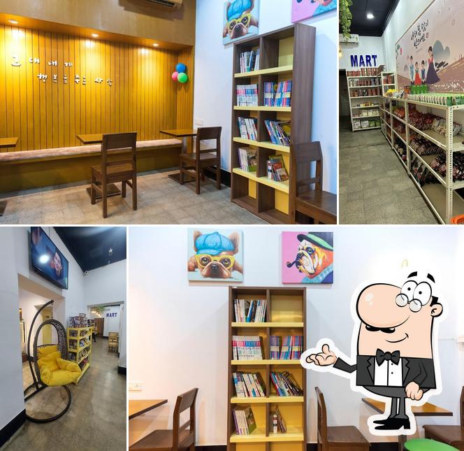 The interior of King's Bakery (Jodhpur Park)