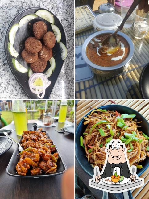 Food at Throttle Shrottle- Leopard Trail