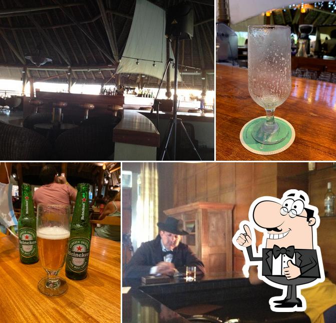 Lobby Bar